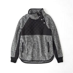 Abercrombie & Fitch Black Asymmetrical Snap Fleece with Quilting S
